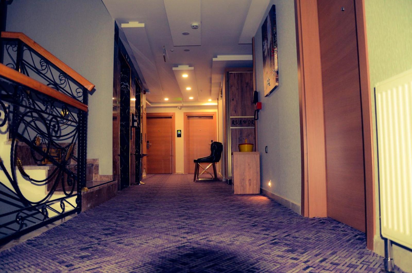 Rua World Hotel 40/45