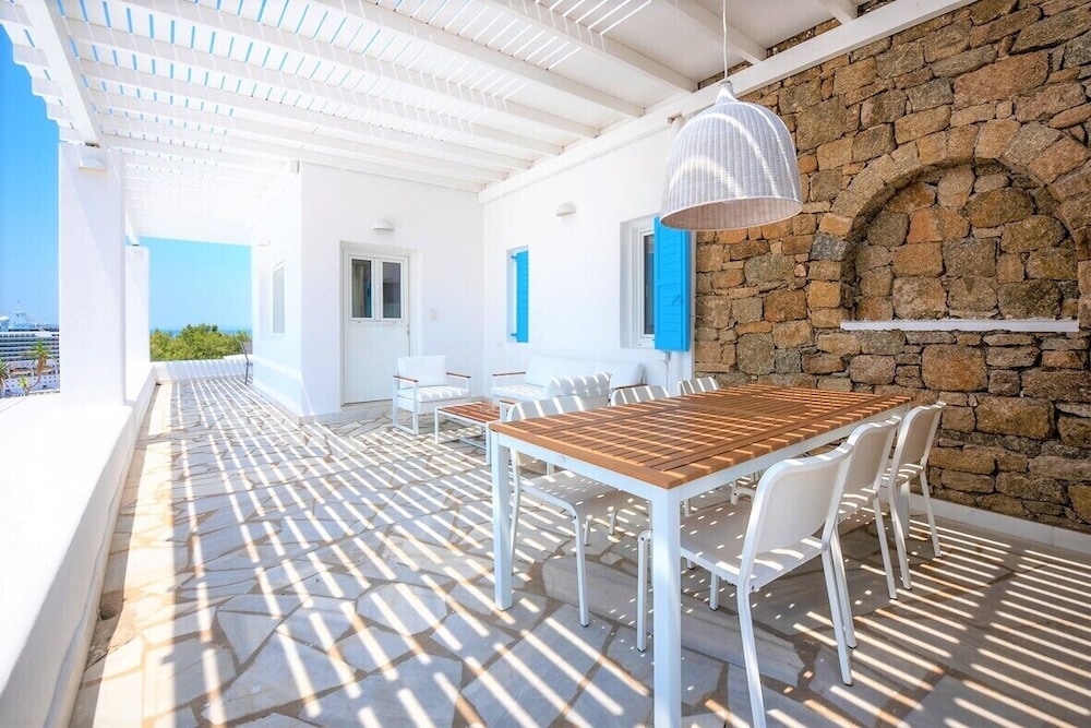 Adikri Villas and Studios 27/50