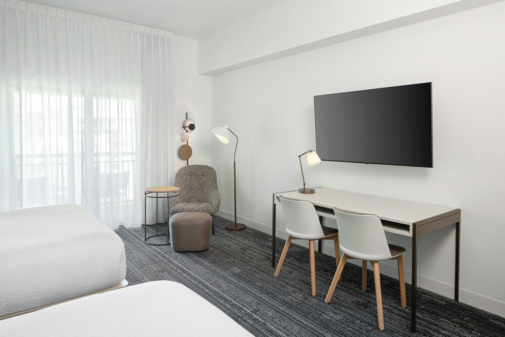 TownePlace Suites by Marriott Pigeon Forge 35/50