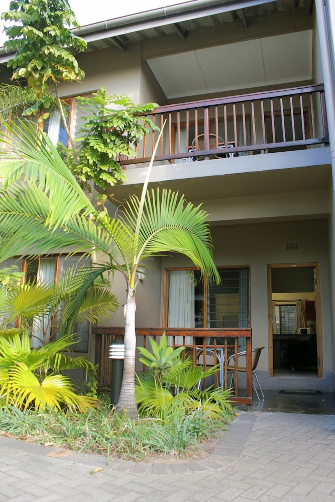 Shonalanga Lodge 2/33