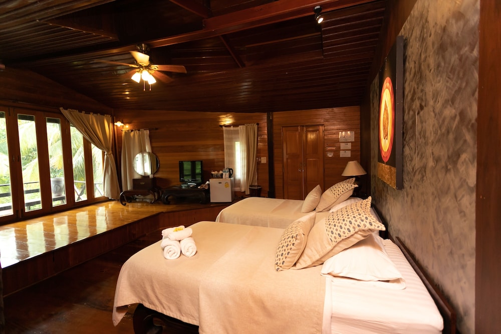 Kaengkrachan Boathouse Paradise Resort 36/78