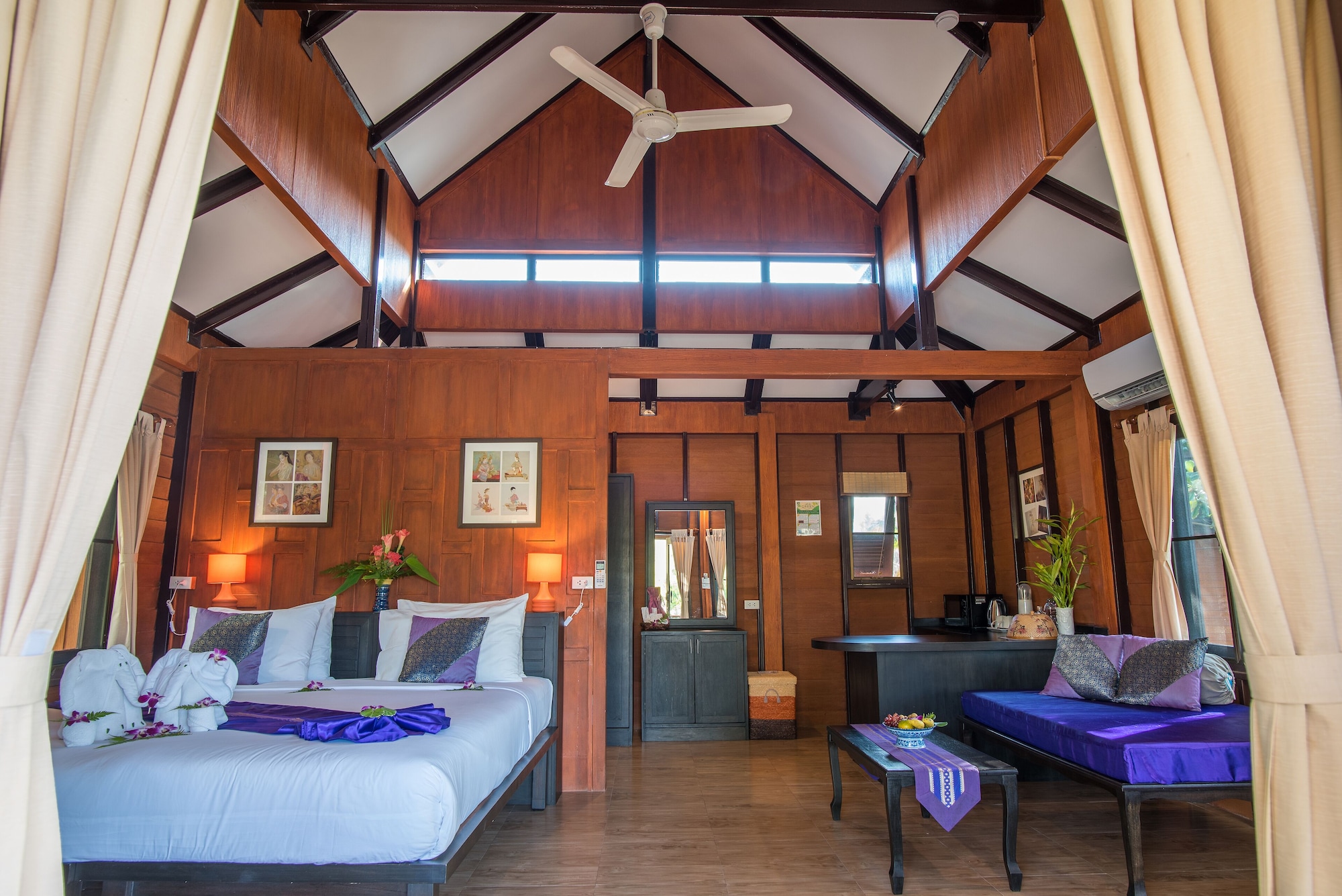 Dusit, King Bed, Lake View
