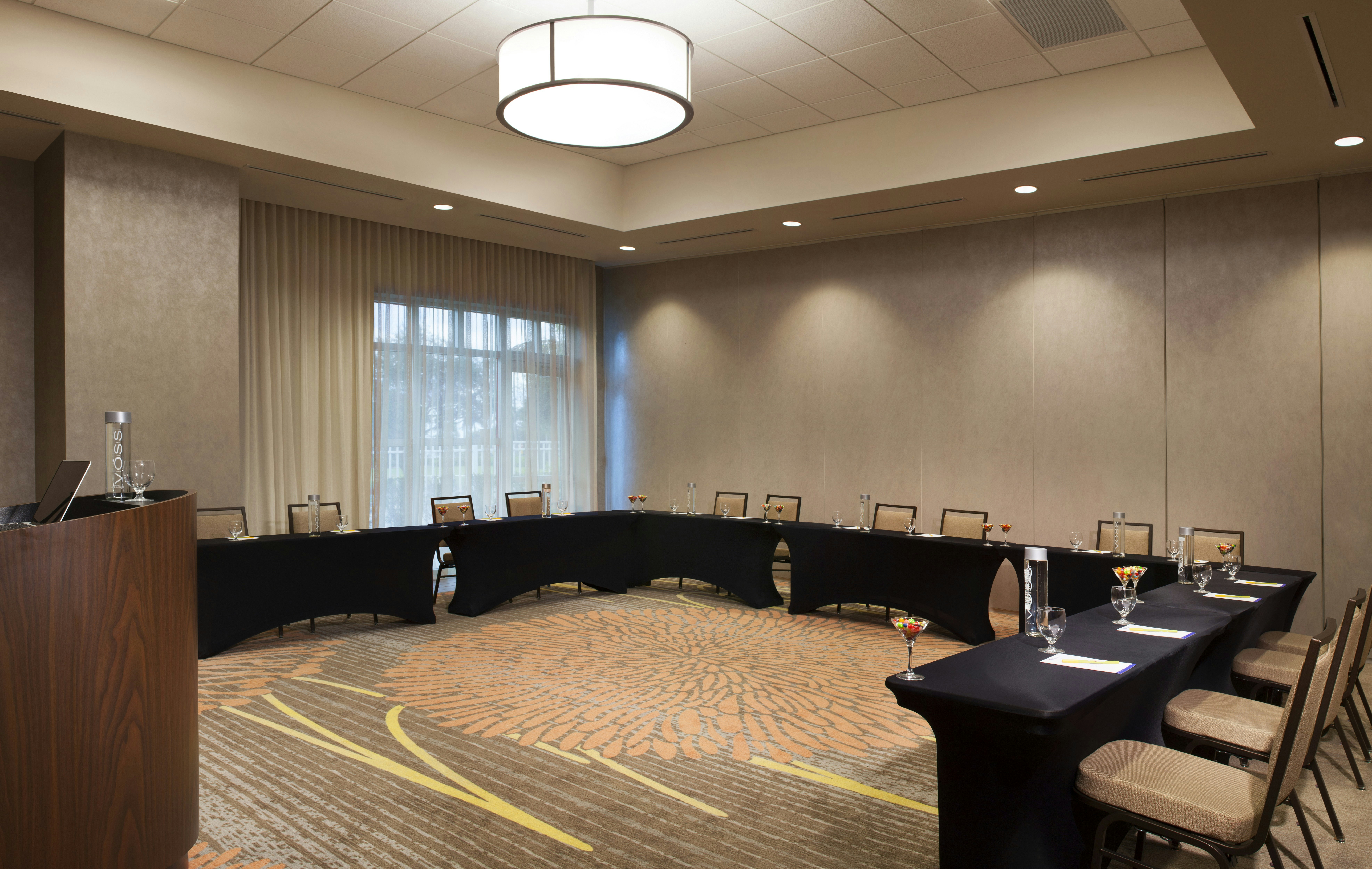 Hilton Garden Inn Miami Dolphin Mall 64/73
