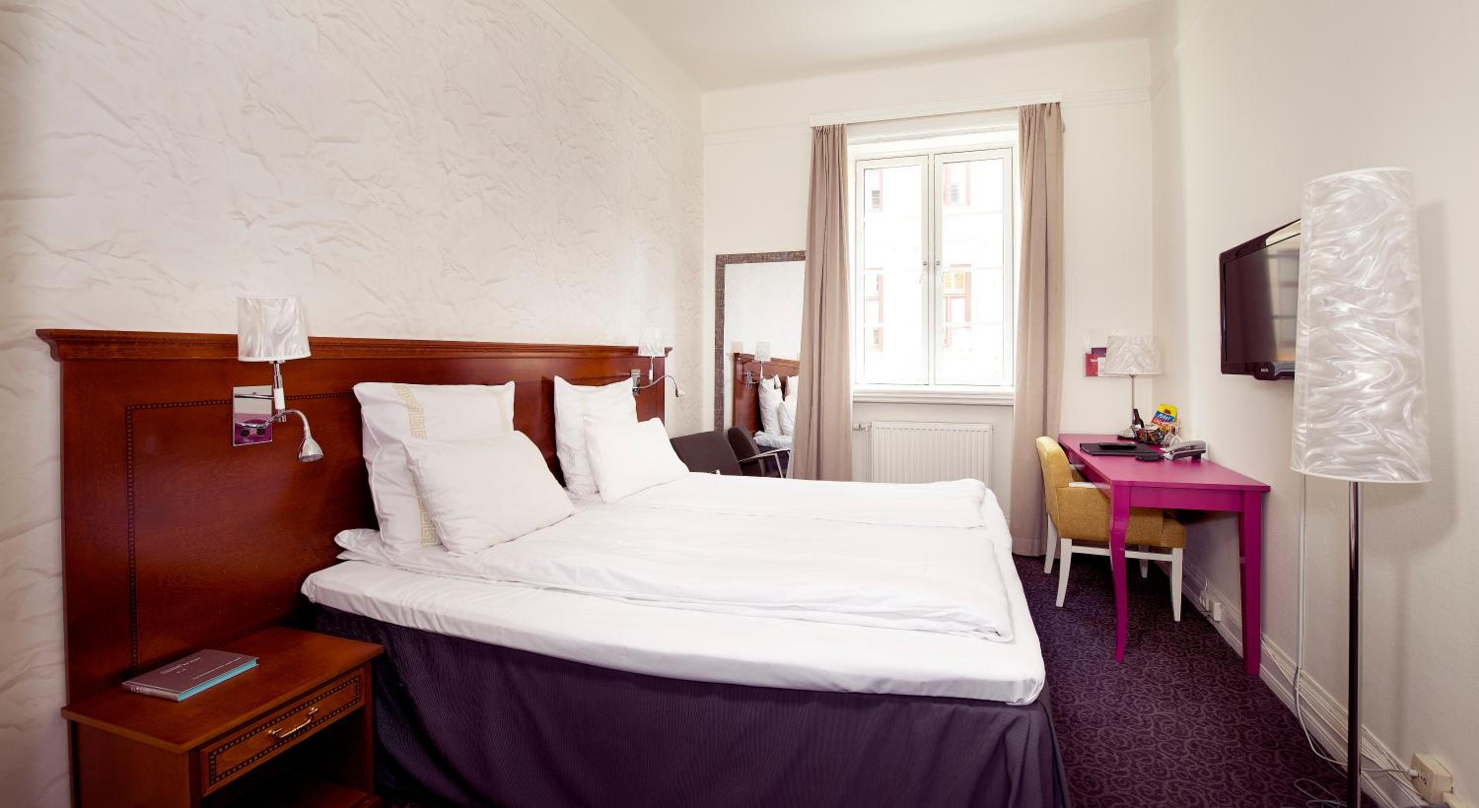 Junior Suite, King Bed