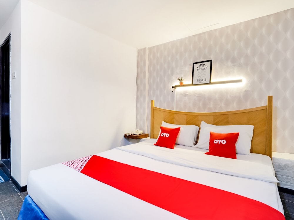 OYO 89652 Bjorn Boutique Hotel 6/25