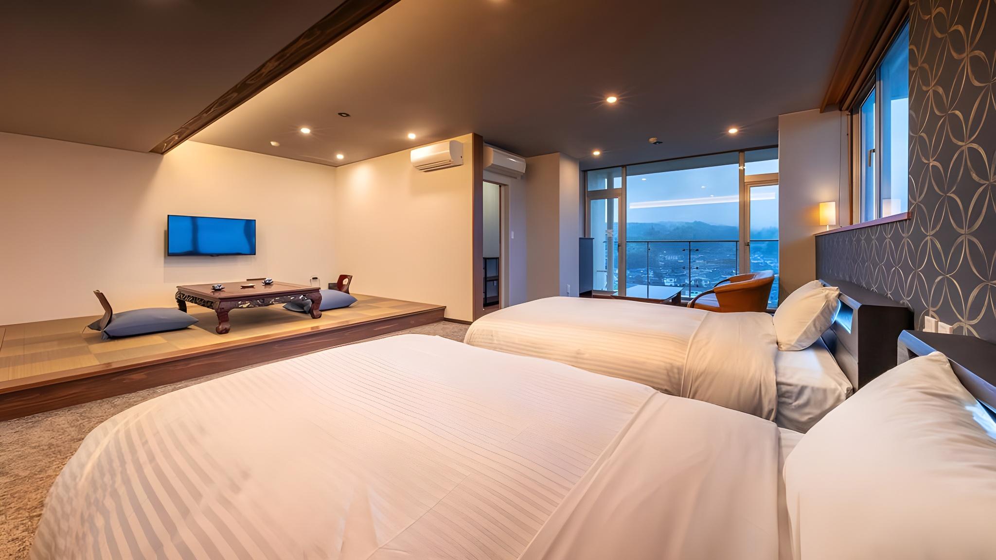 Renovated, Special, River View, Bathtub
