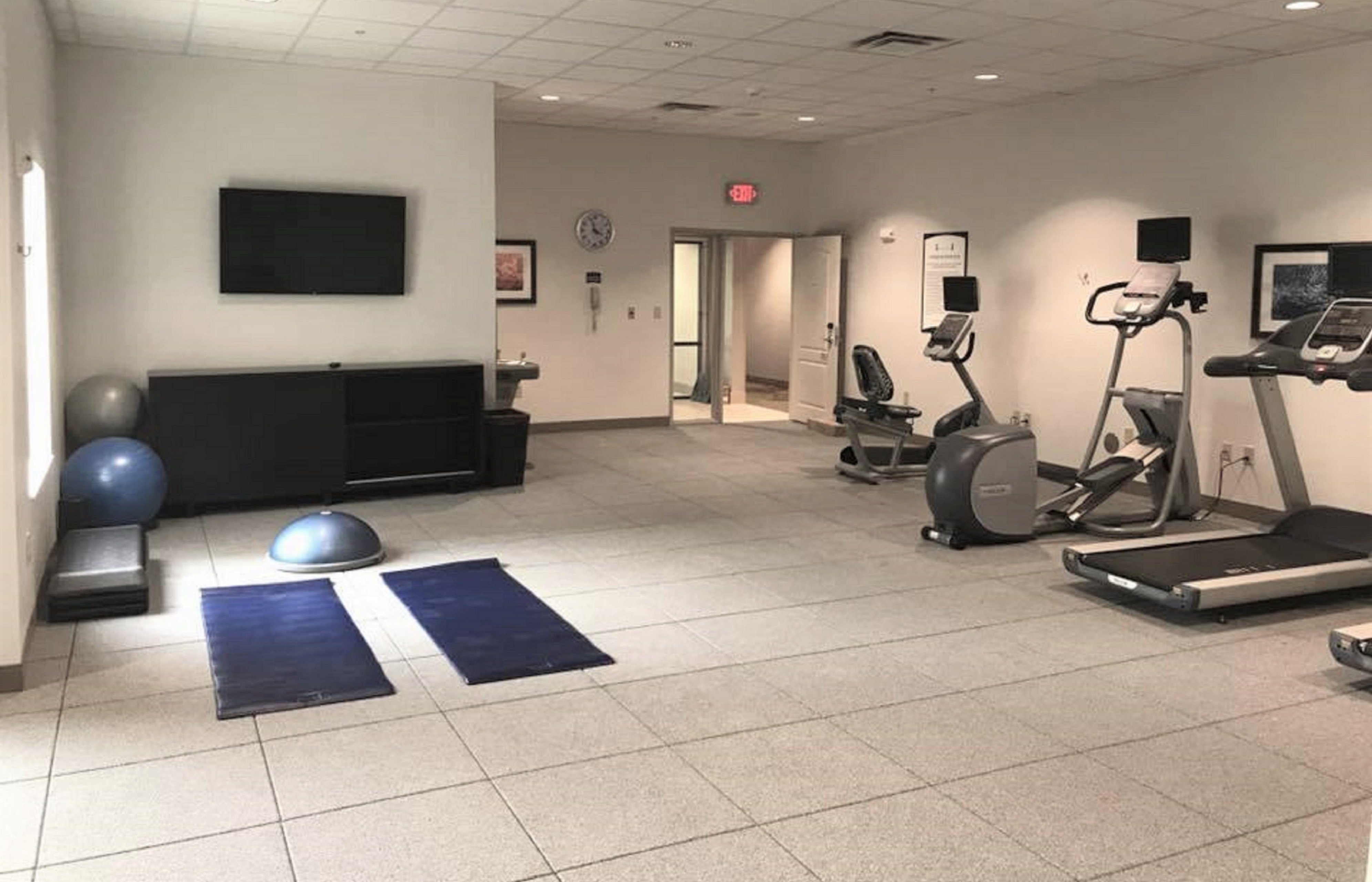 STAYBRIDGE SUITES MIAMISBURG 37/78