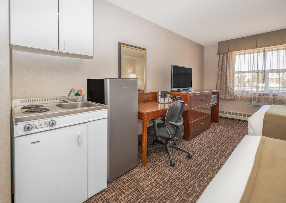 Coast Fort St John Hotel 51/64