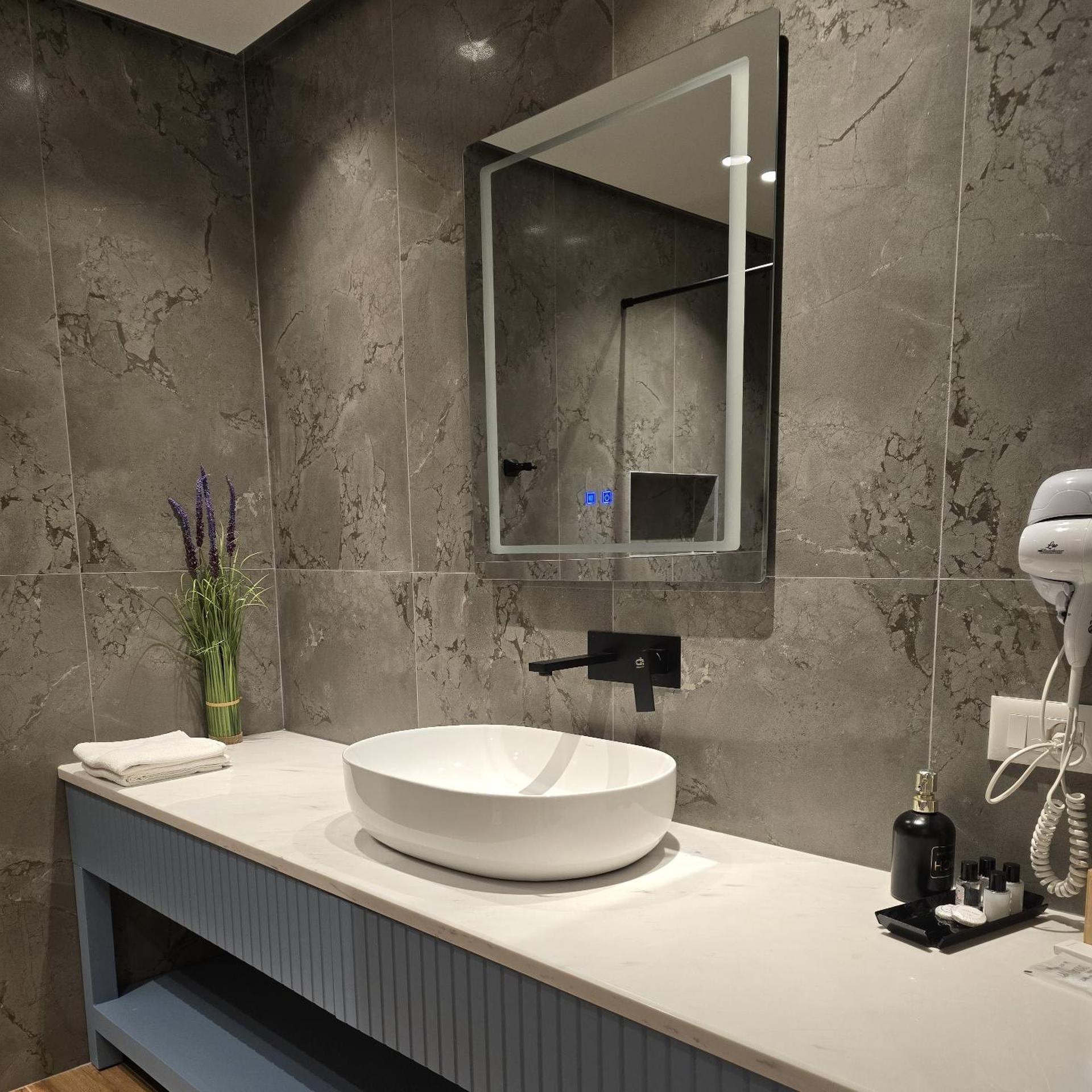 Perla Hotel 58/61