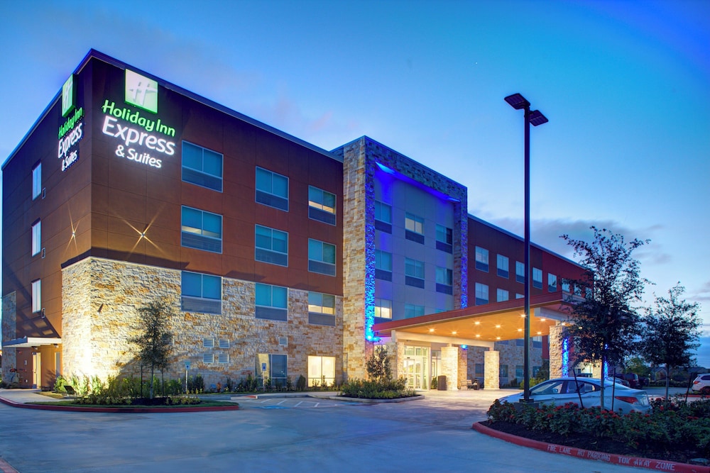 Holiday Inn Express Suites Houston Nw Cypress Grand Pky 2/63