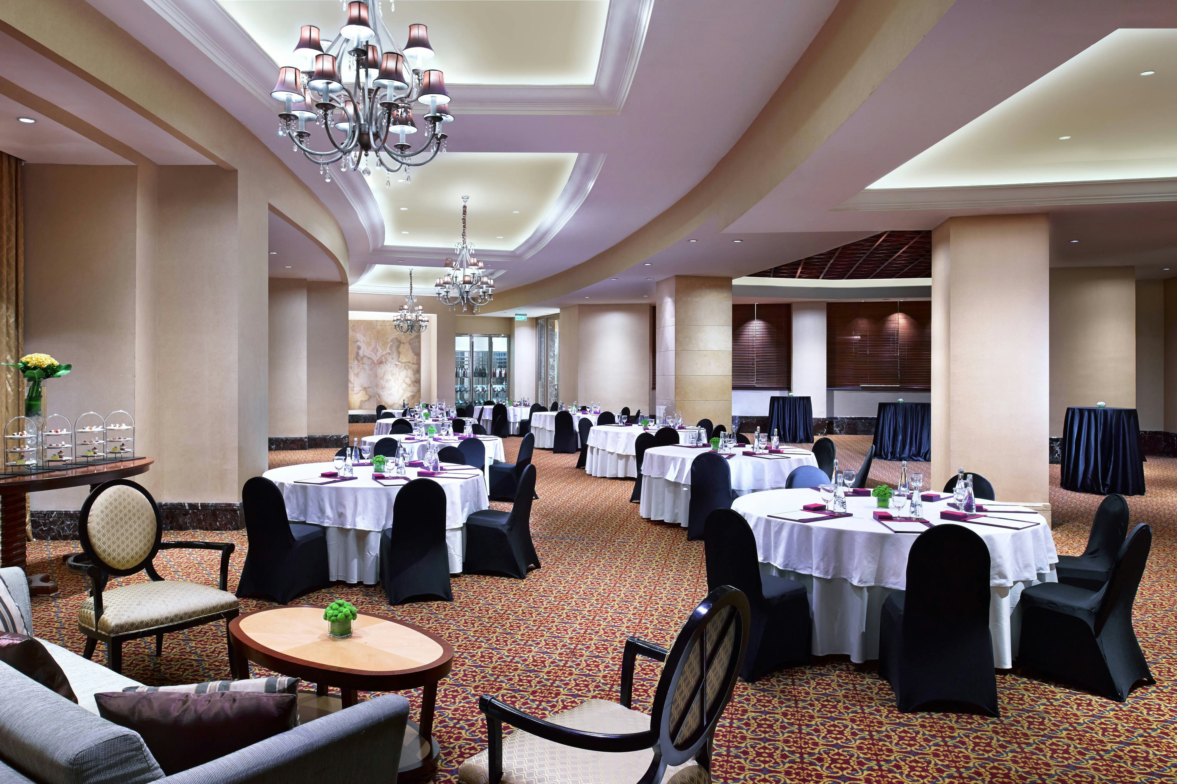 Ritz Carlton Jakarta Mega Kuningan Hotel 52/52