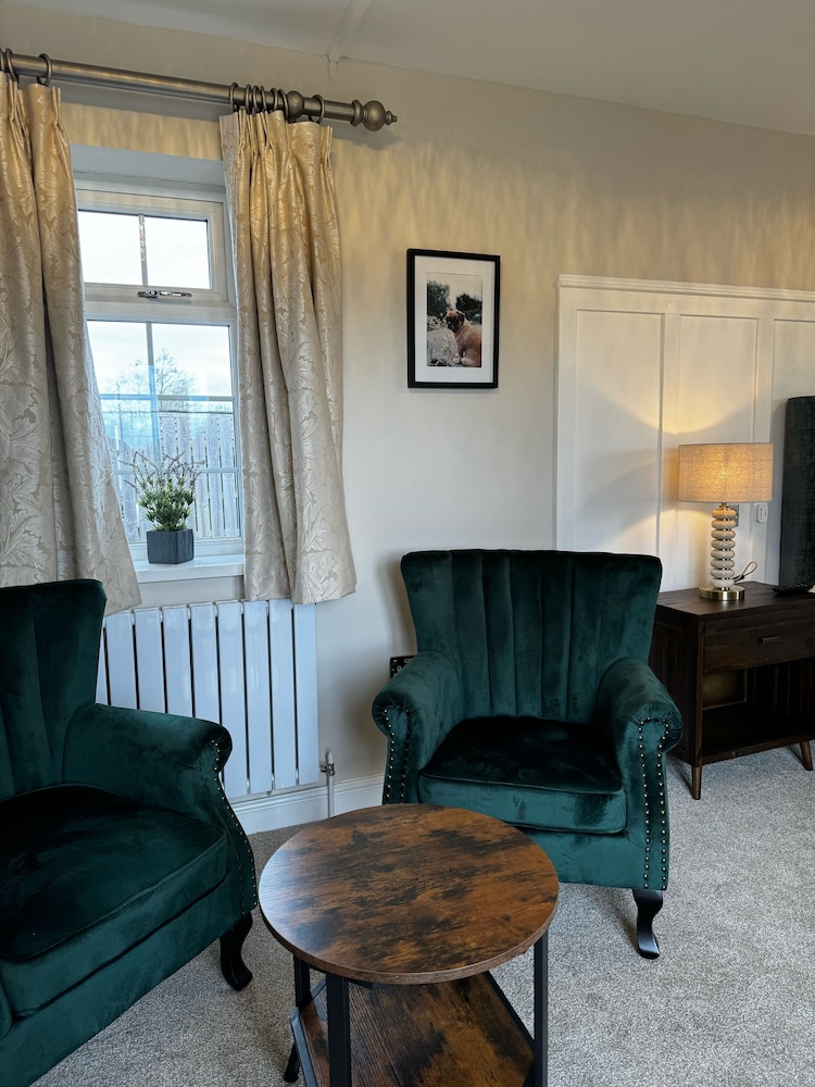 The Chequers Inn 26/50