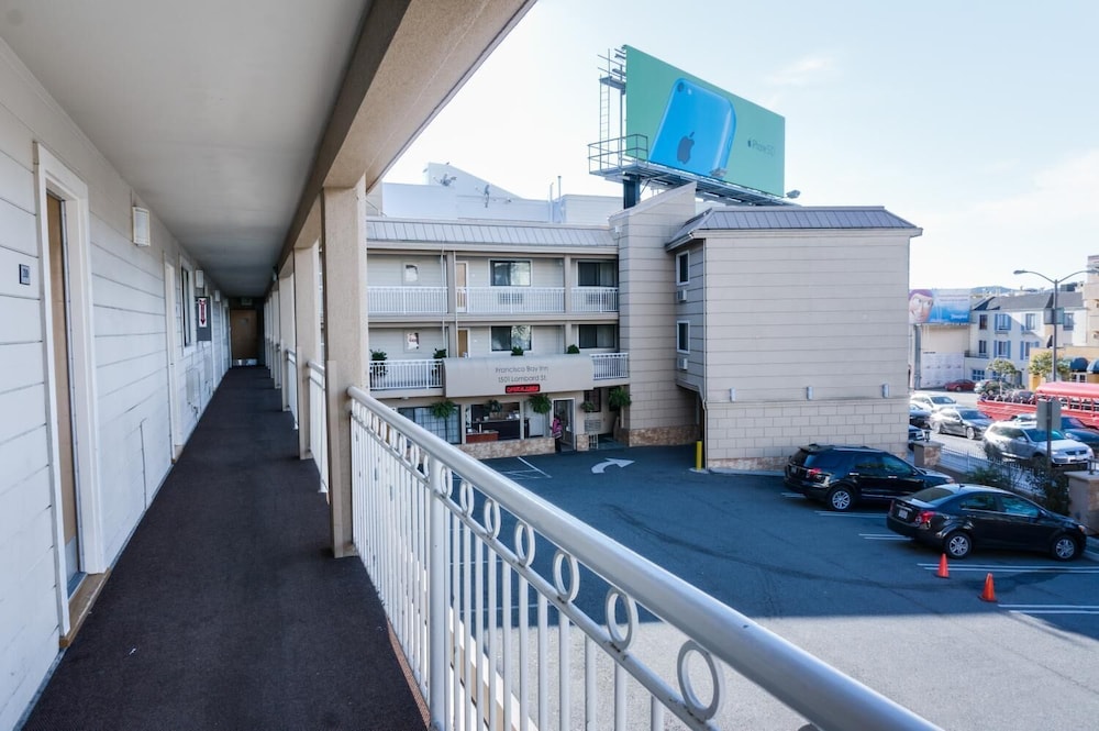 Francisco Bay Inn 6/42