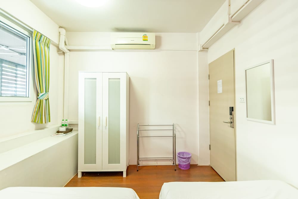 Sleep Dee Hostel 34/74
