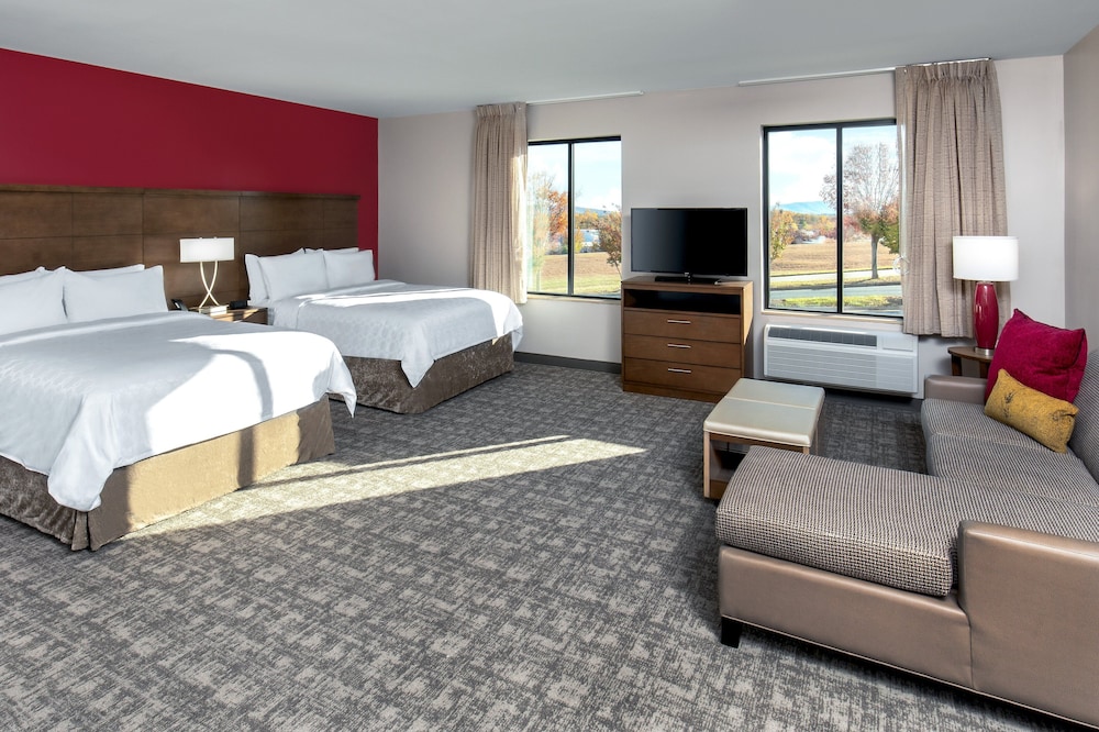 Staybridge Suites Charlottesville Airport 15/53