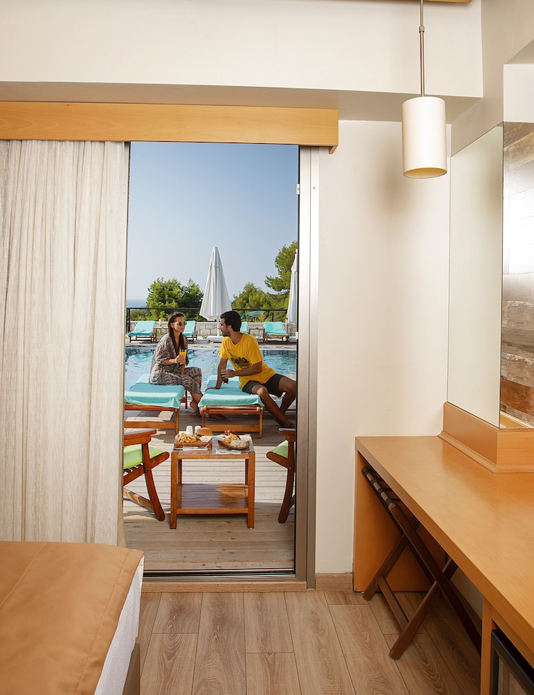 Alacati Villa Renk 26/50