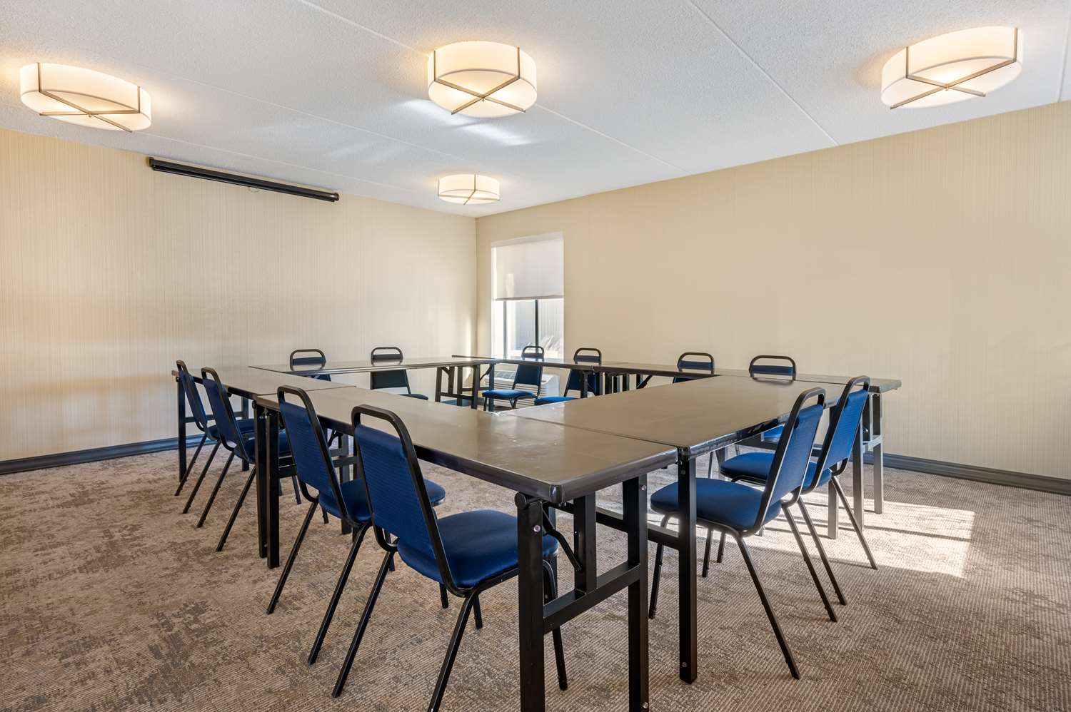 Best Western Chicago Downers Grove 26/42