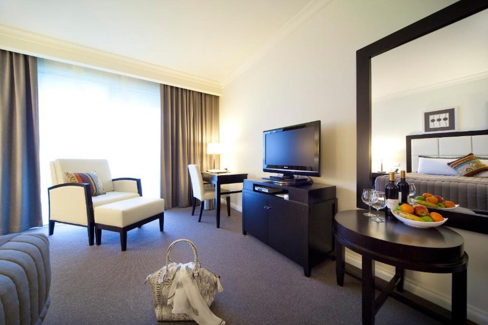 Century Inn 43/57