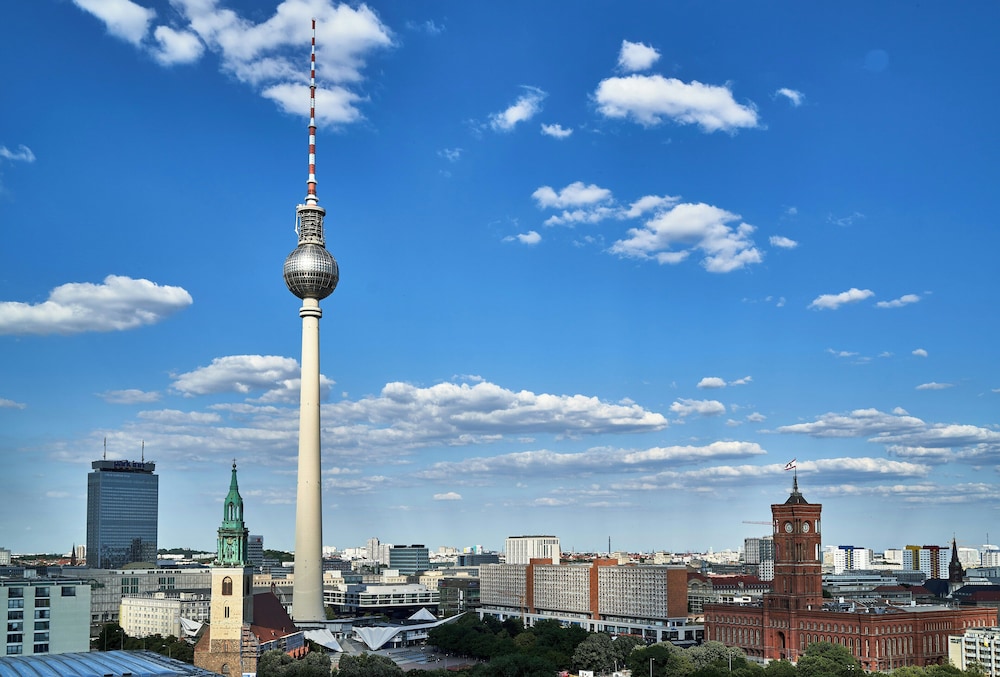 Park Inn by Radisson Berlin Alexanderplatz 43/45