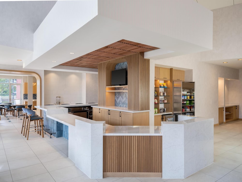 Hyatt Place Coconut Point 12/64