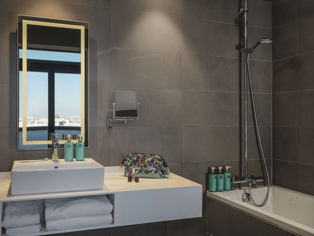 Novotel Paris Vaugirard Montparnasse 11/77
