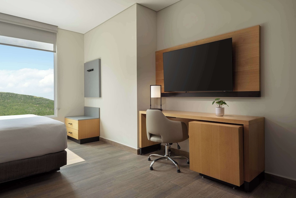 Hyatt Place Monterrey Valle 12/18
