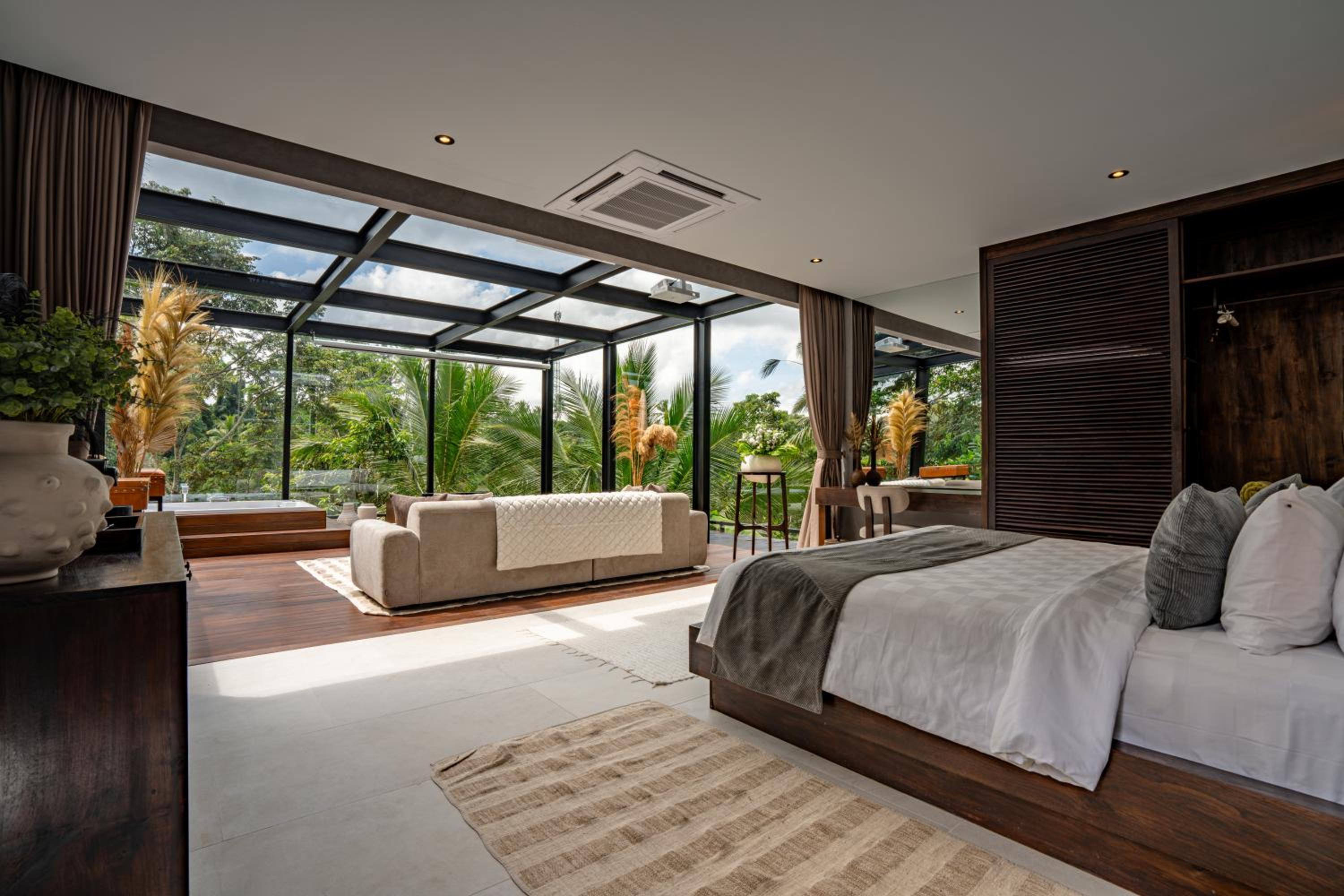 Cinema, Villa, King Bed, Adult Only