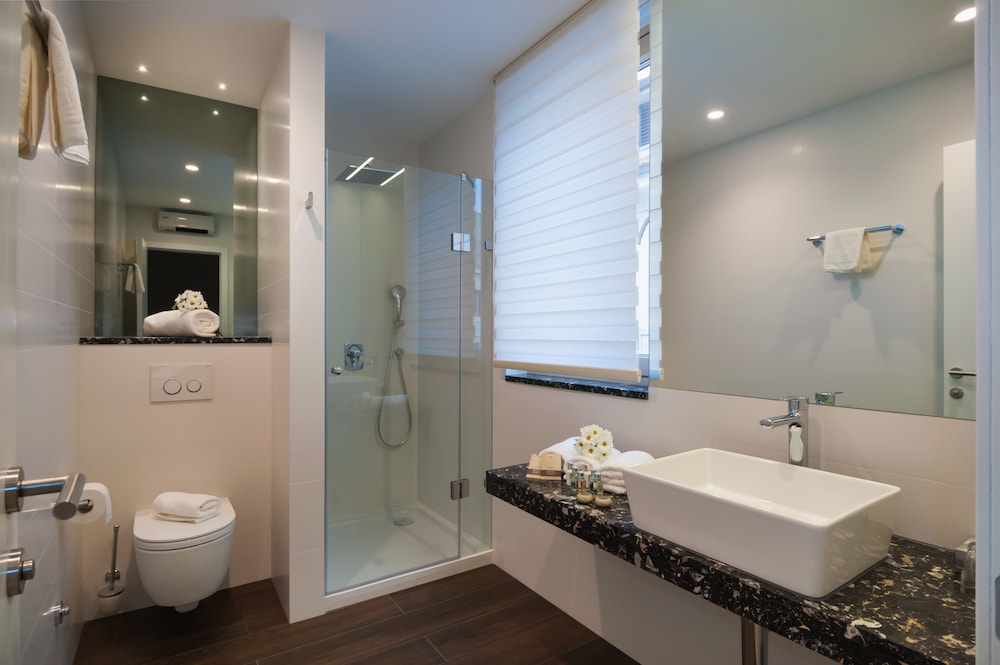 Residence By Vestibul Palace 58/60