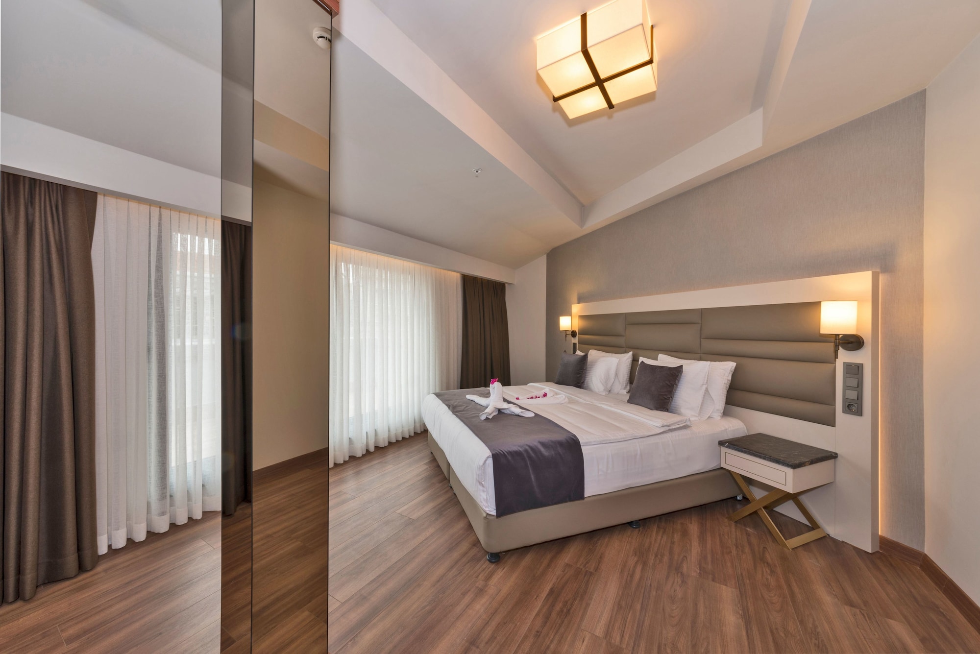 FAMILY SUITE