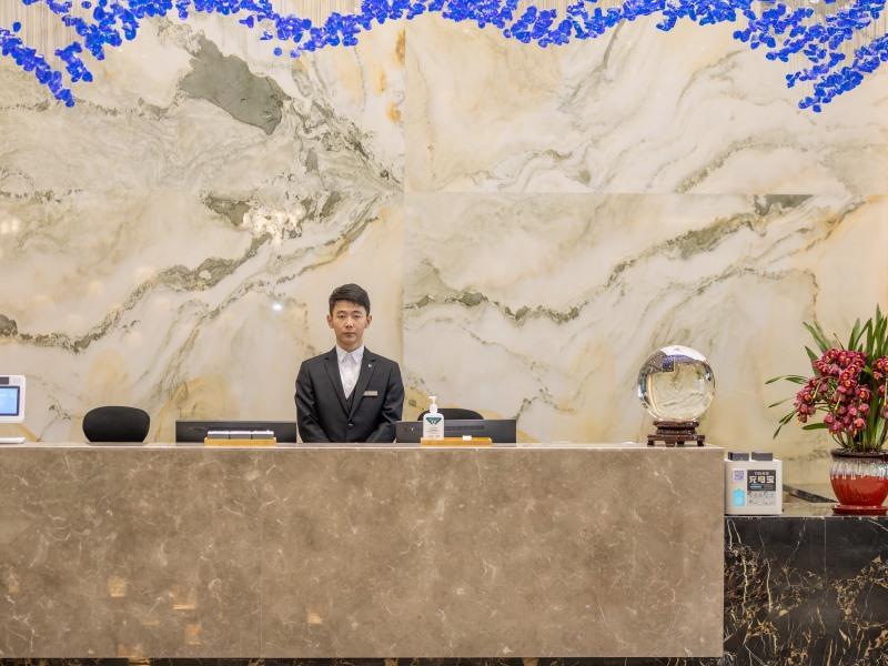 Lobby at GreenTree Eastern Hotel Binzhou Zhonghai International Convention and Exhibition Center, BINZHOU
