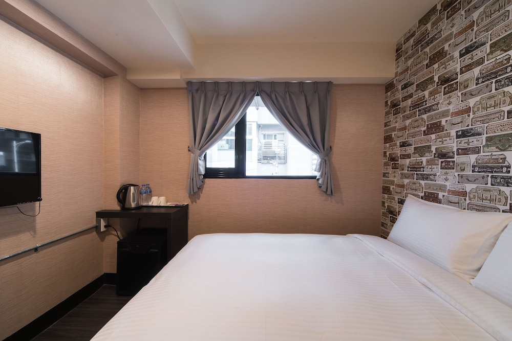Hotel Fun - Linsen Branch 12/50