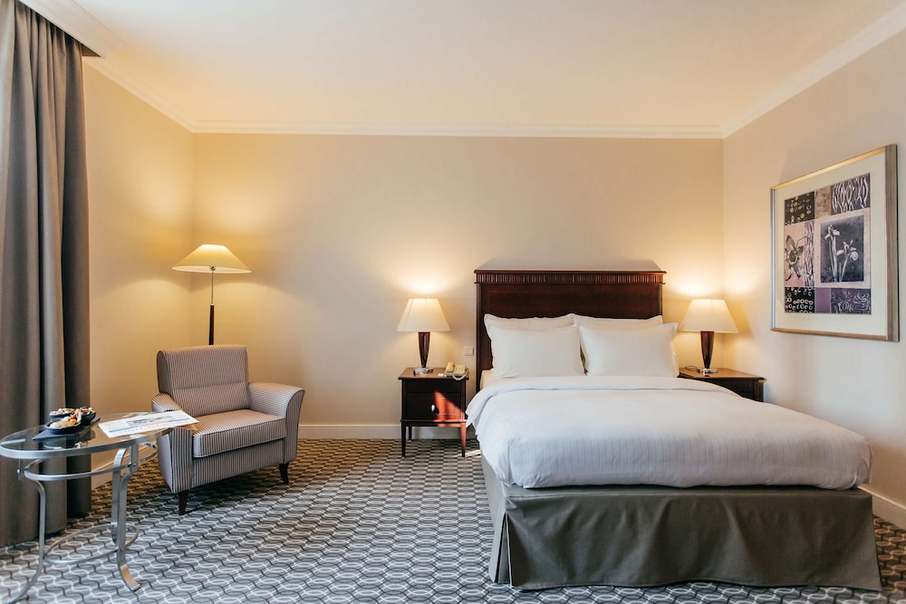 Radisson Blu Carlton 19/73