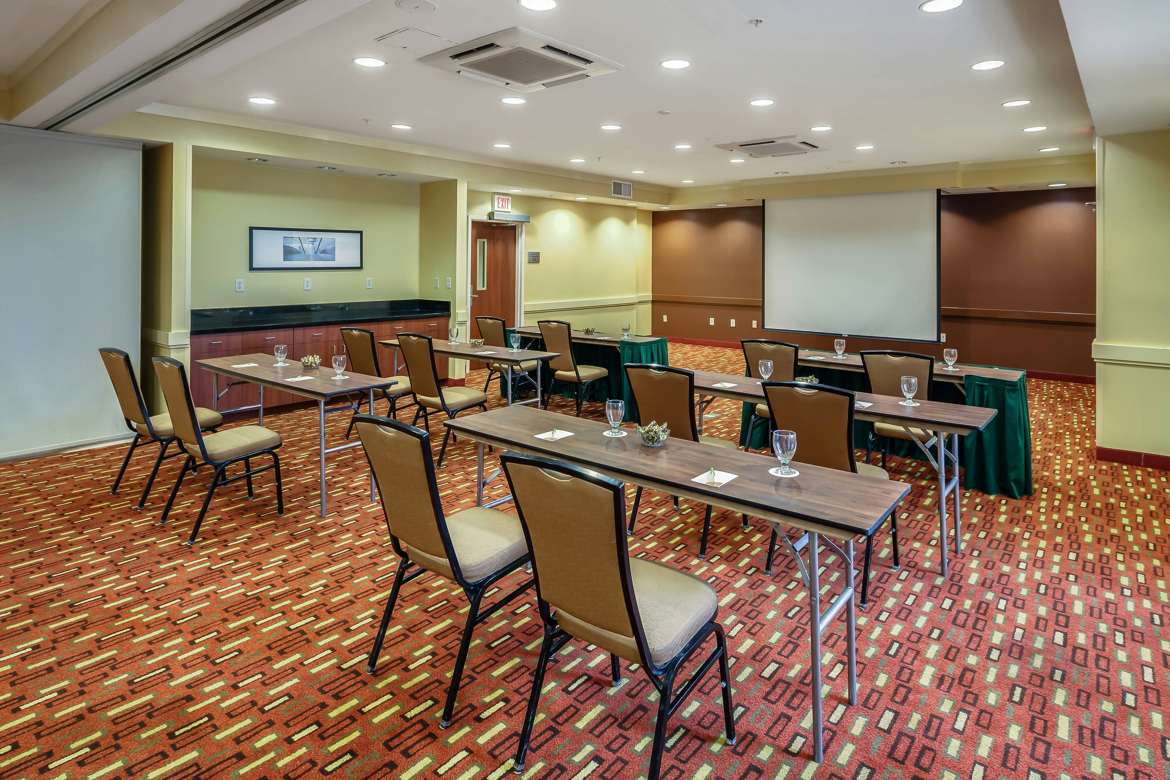 Courtyard By Marriott Jacksonville Beach Oceanfront 46/48