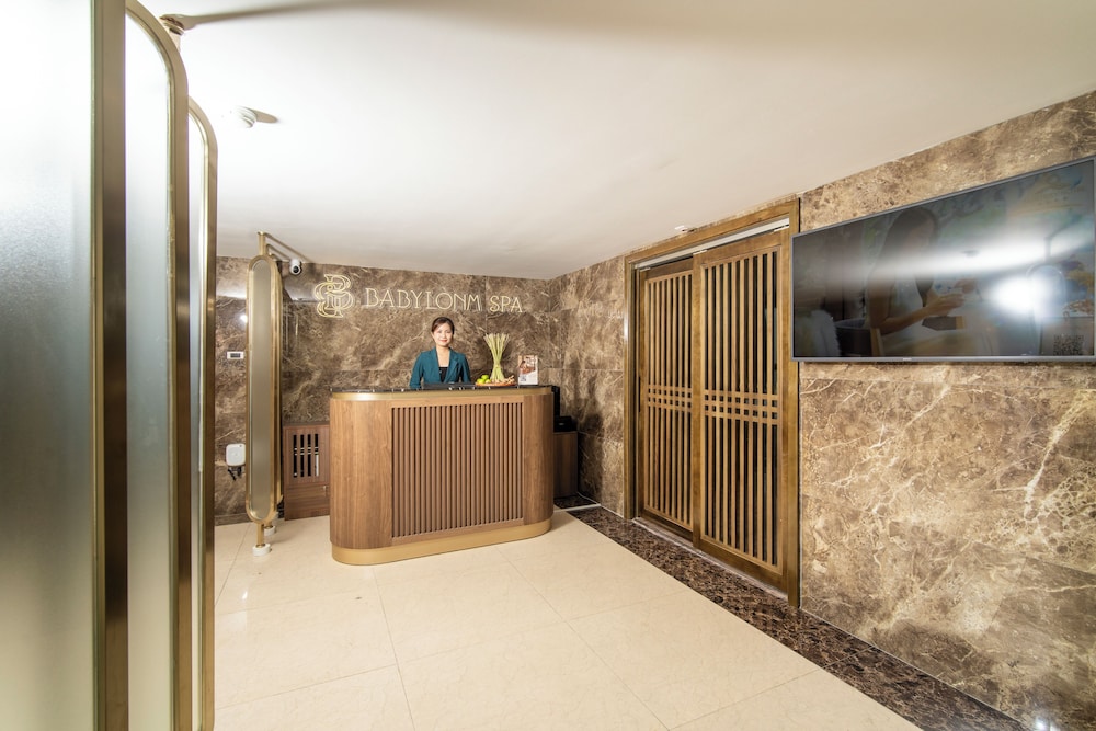 Luxtery Hotel 7/71