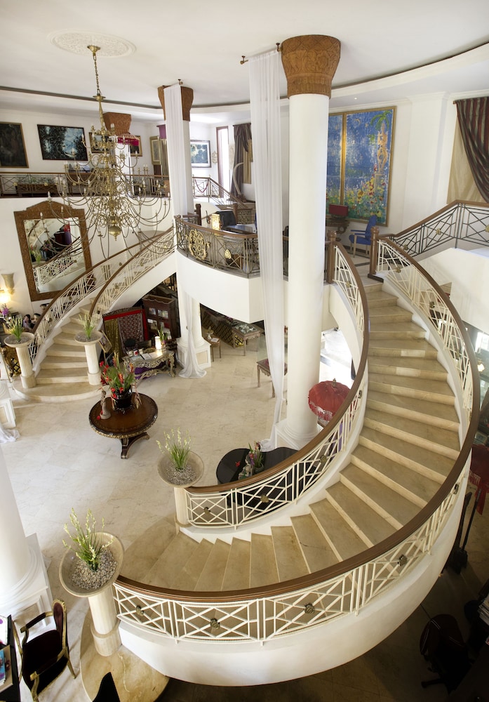 The Mansion Resort Hotel and Spa 31/50