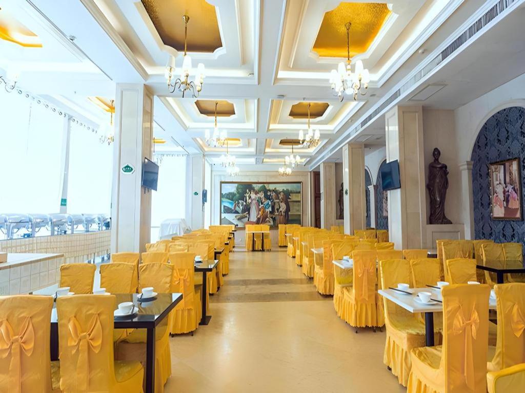 Vienna Hotel (Yangshuo Yinxiang) 45/56