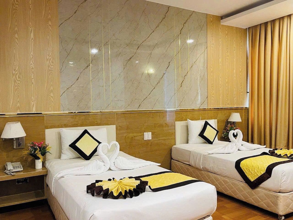 Happy Life Hotel 23/86