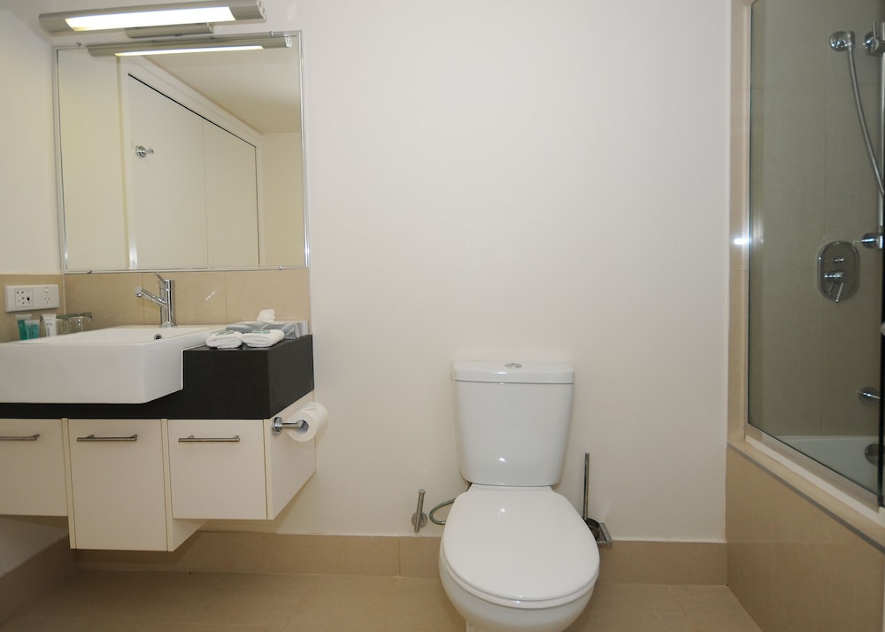 Ramada By Wyndham Hervey Bay 12/42