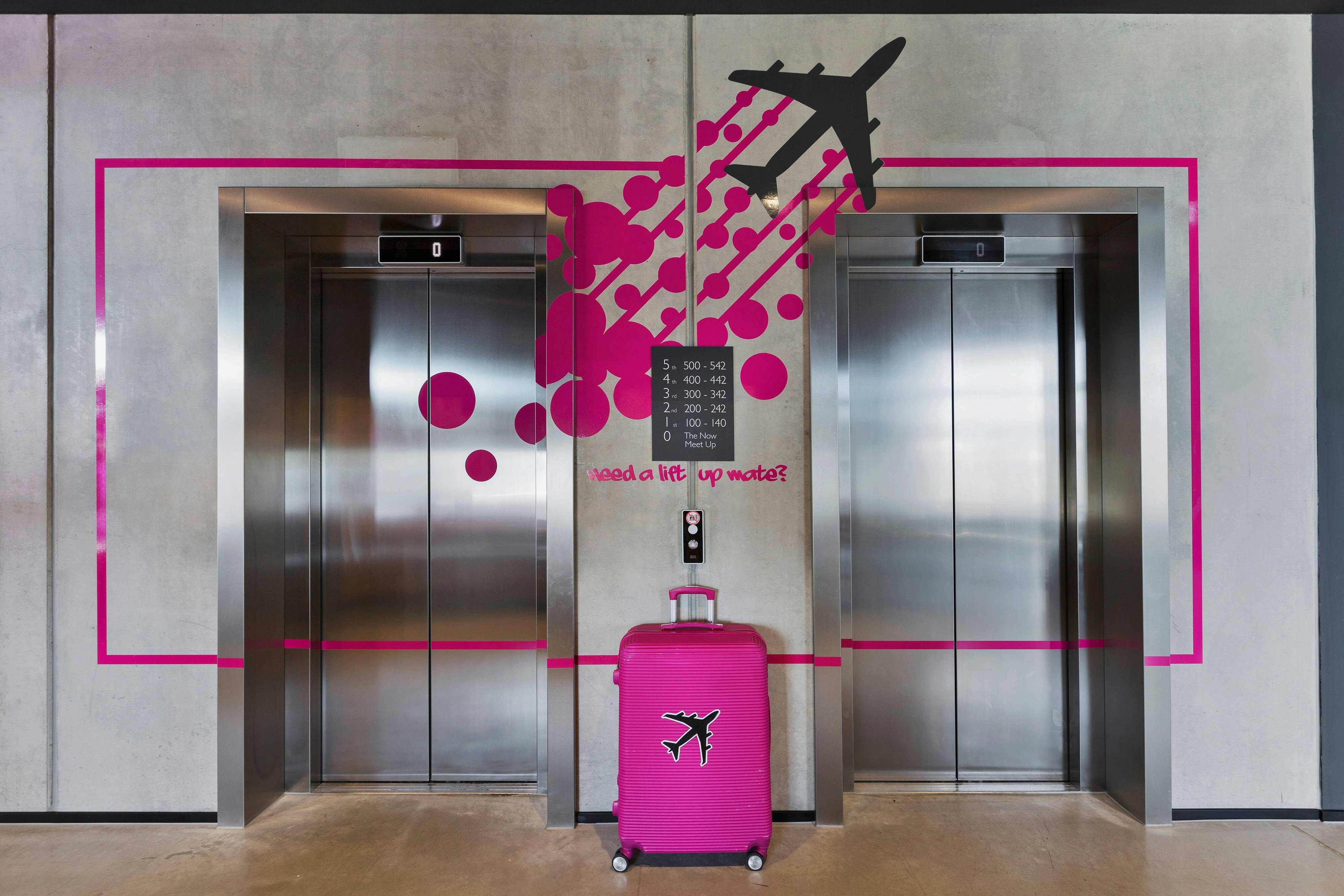 Moxy Frankfurt Airport Kelsterbach 6/37