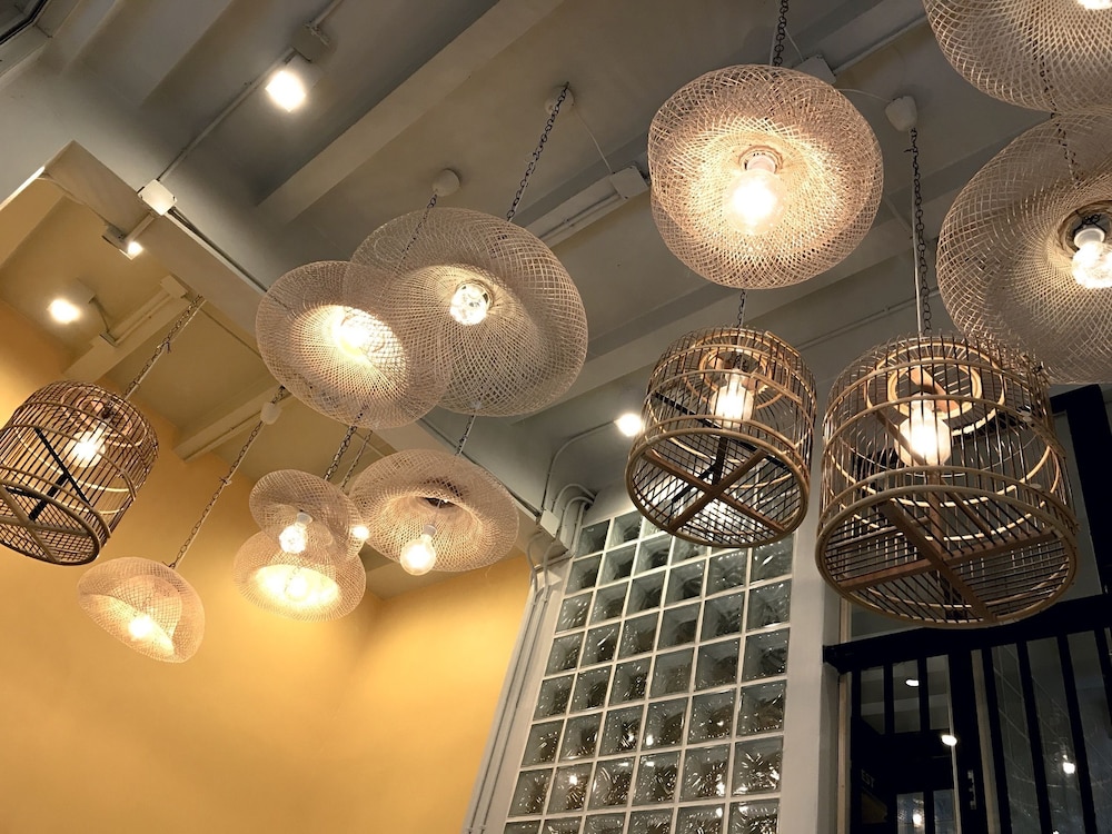Kinnon Deluxe Hostel Coworking Cafe 25/44