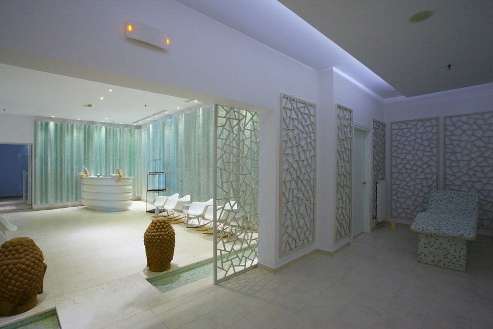 Salvator Villas Spa 7/53
