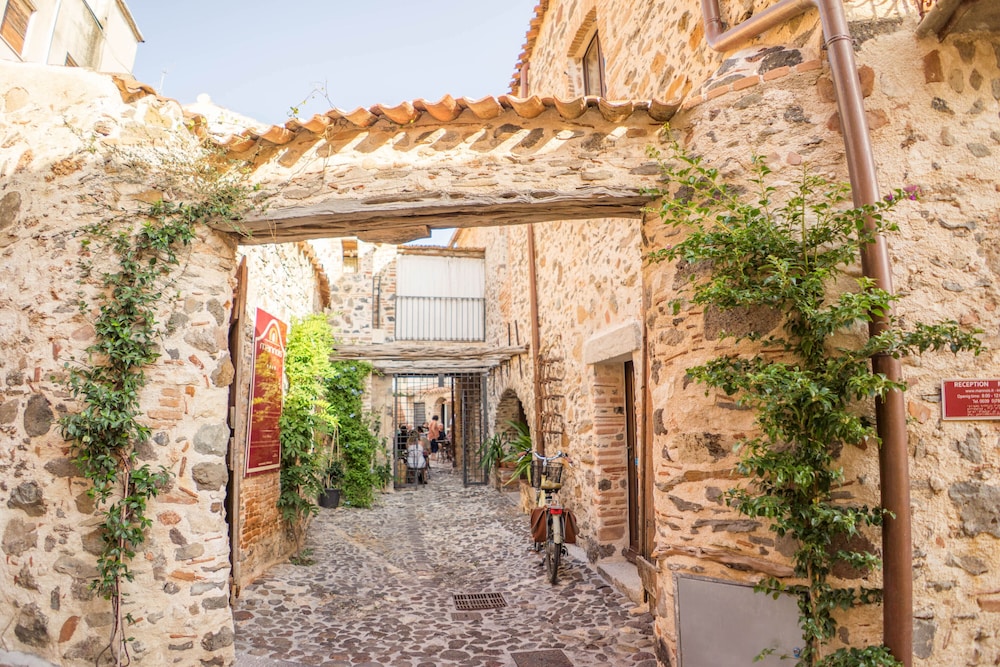 Albergo Diffuso Mannois 40/50