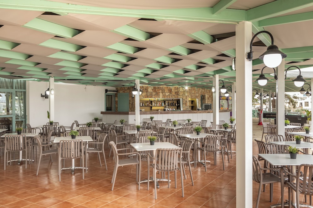 Antigoni Hotel 36/50