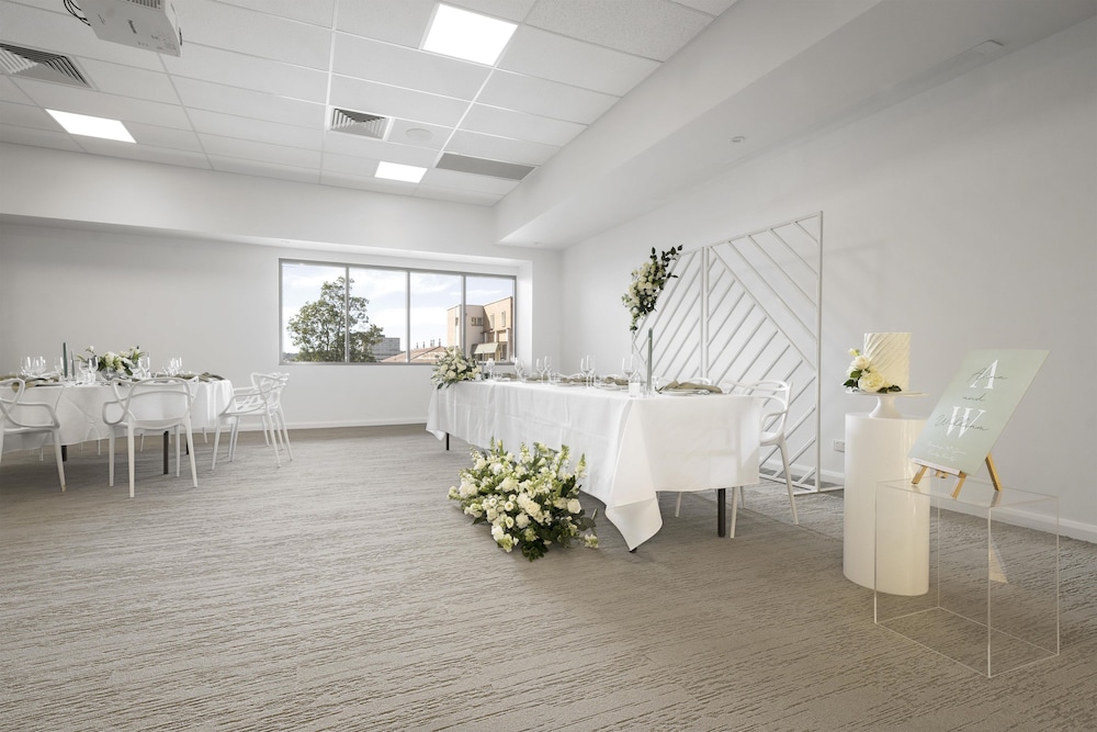 Oaks Toowoomba Hotel 34/70