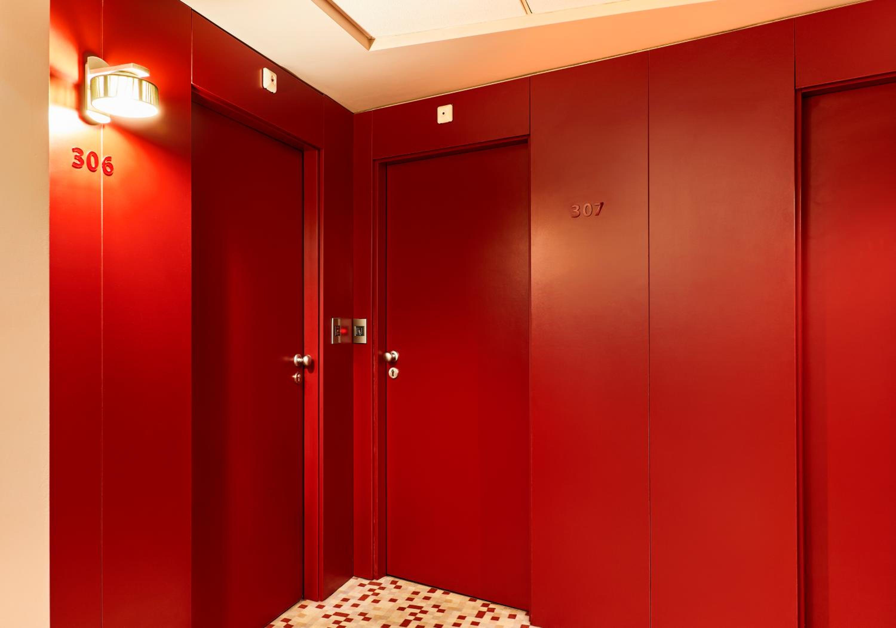 Mirena Hotel 26/50