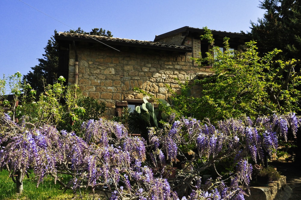 La Casa Sulla Collina Doro 57/62