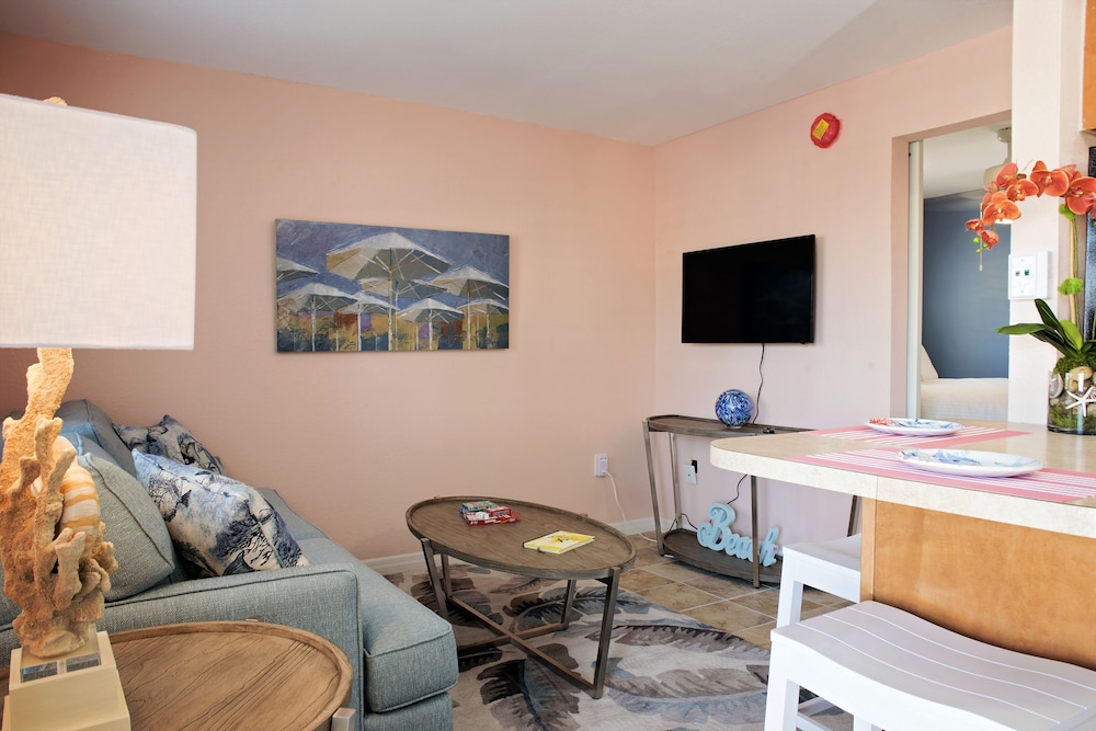 Coco Sands Beachside Cottages 32/63