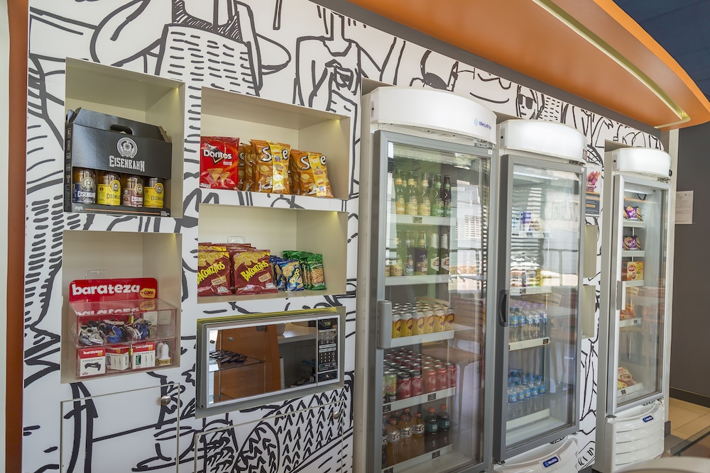 Ibis Budget Blumenau 7/68