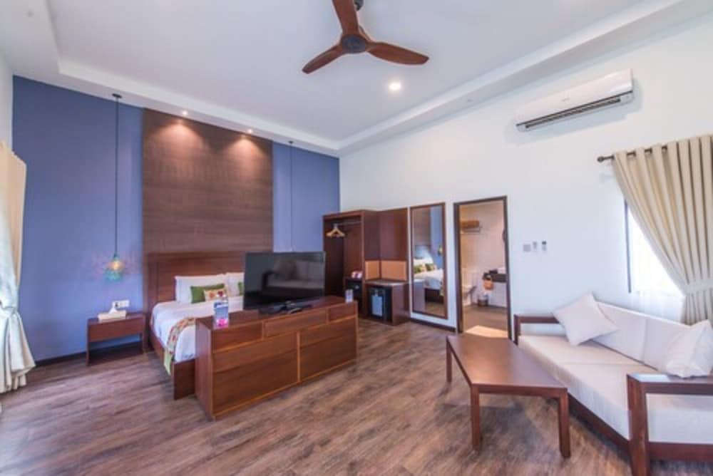 Mayang Sari Beach Resort 43/68