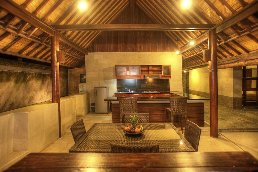 Gili Villas 32/58
